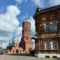 Кунгур. Тихвинская церковь.